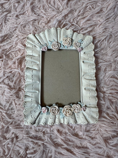 Vintage floral frame set