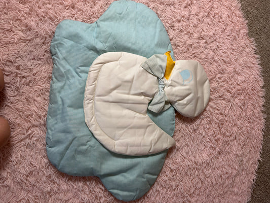 Vintage fabric duck wall decor! ￼